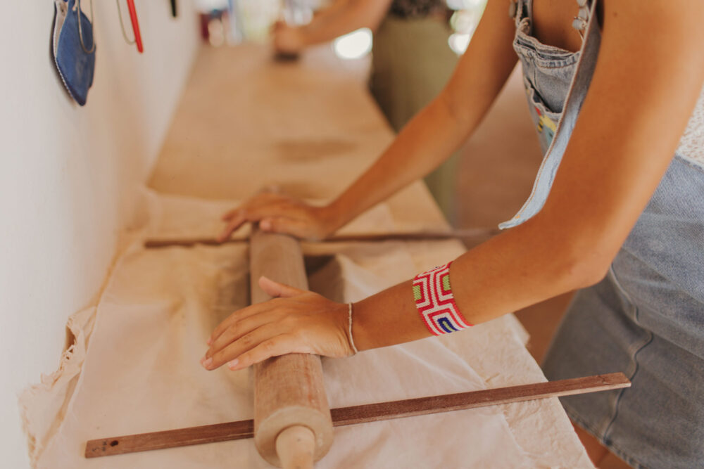 Curso de iniciação em cerâmica - Dias 16 e 17/08/25 • sábado e domingo