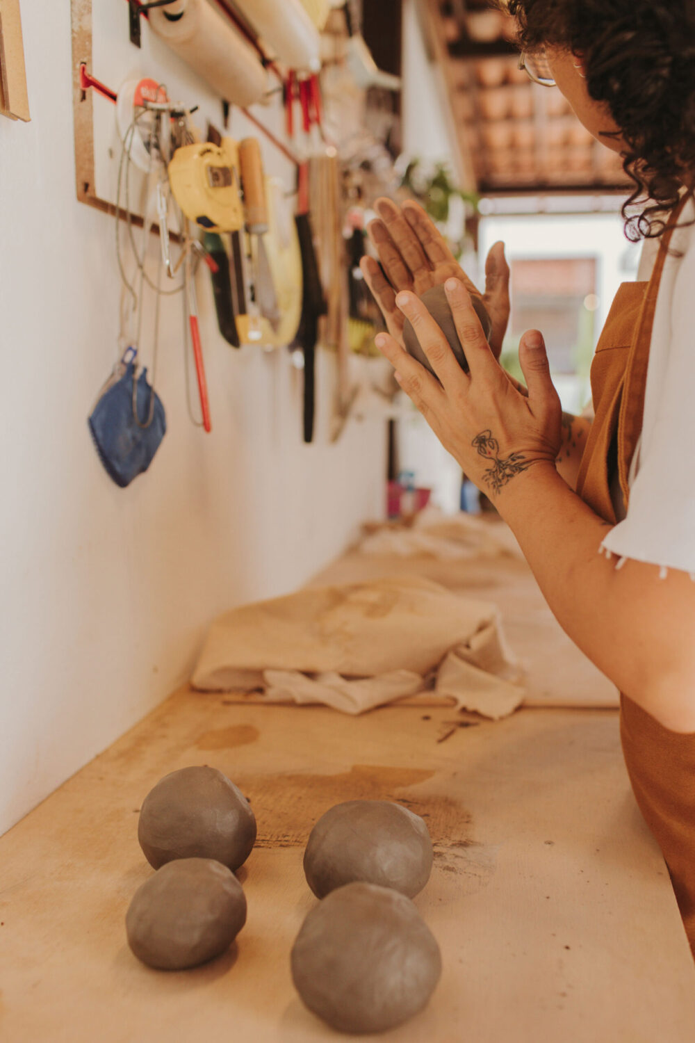 Curso de iniciação em cerâmica - Dias 16 e 17/08/25 • sábado e domingo